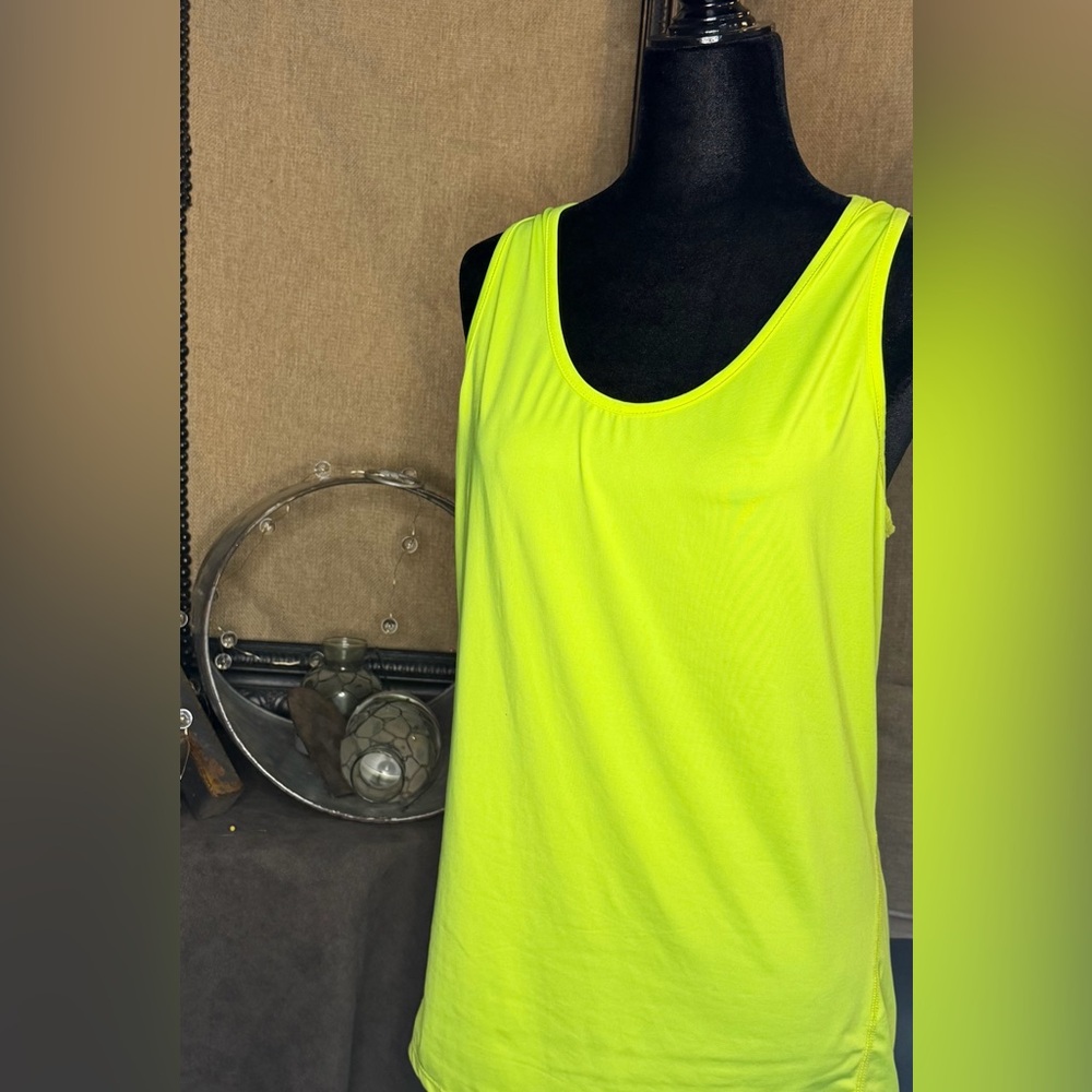 No Brand  Size 3 XL Neon Yellow Scoop Neck, Racerback Tank Top